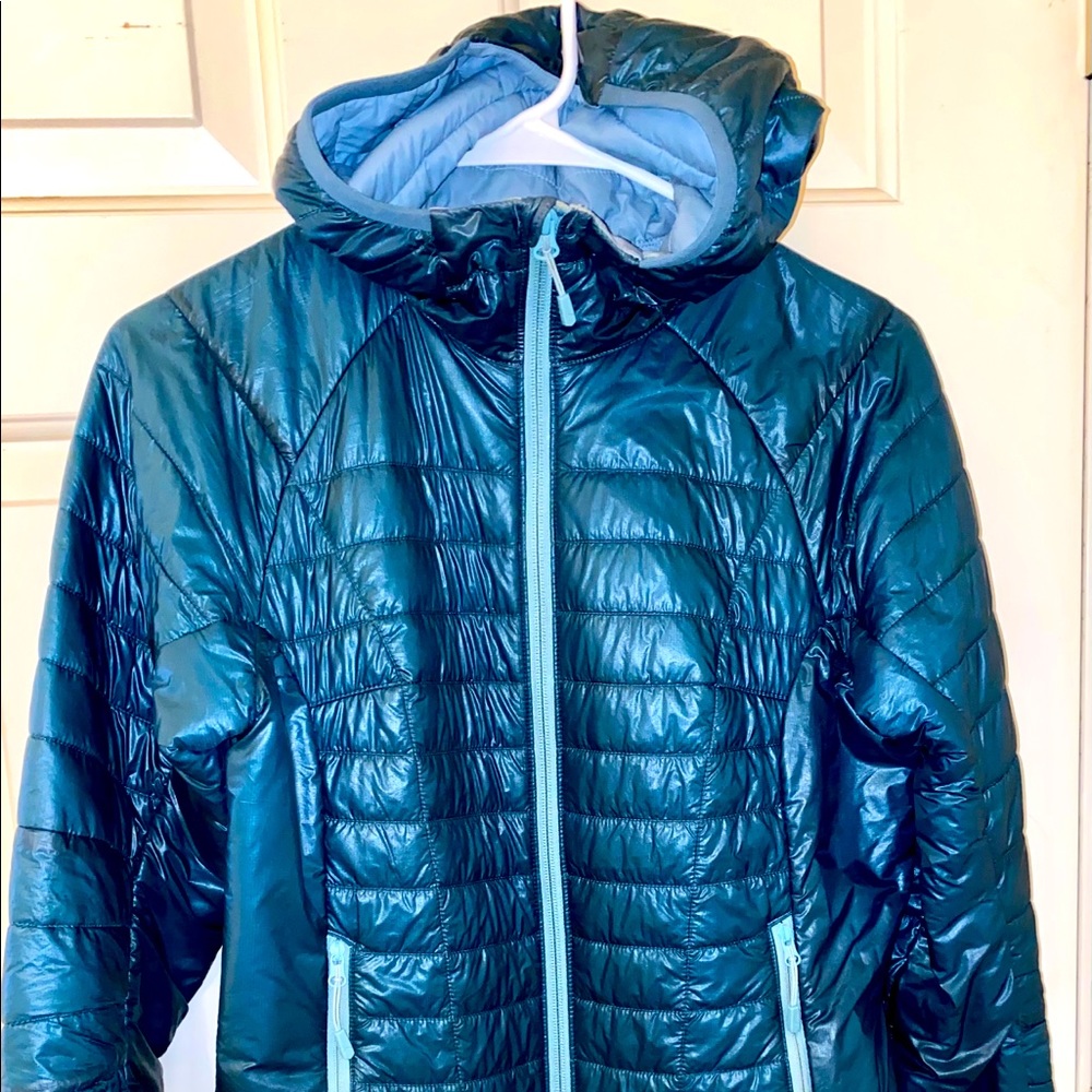 Mountain Hardwear Women’s Down Hoodie